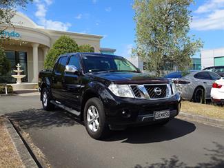 2012 Nissan Navara - Thumbnail