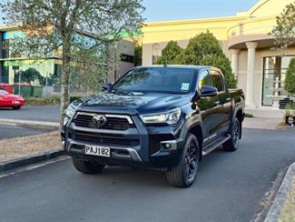 2022 Toyota Hilux - Thumbnail