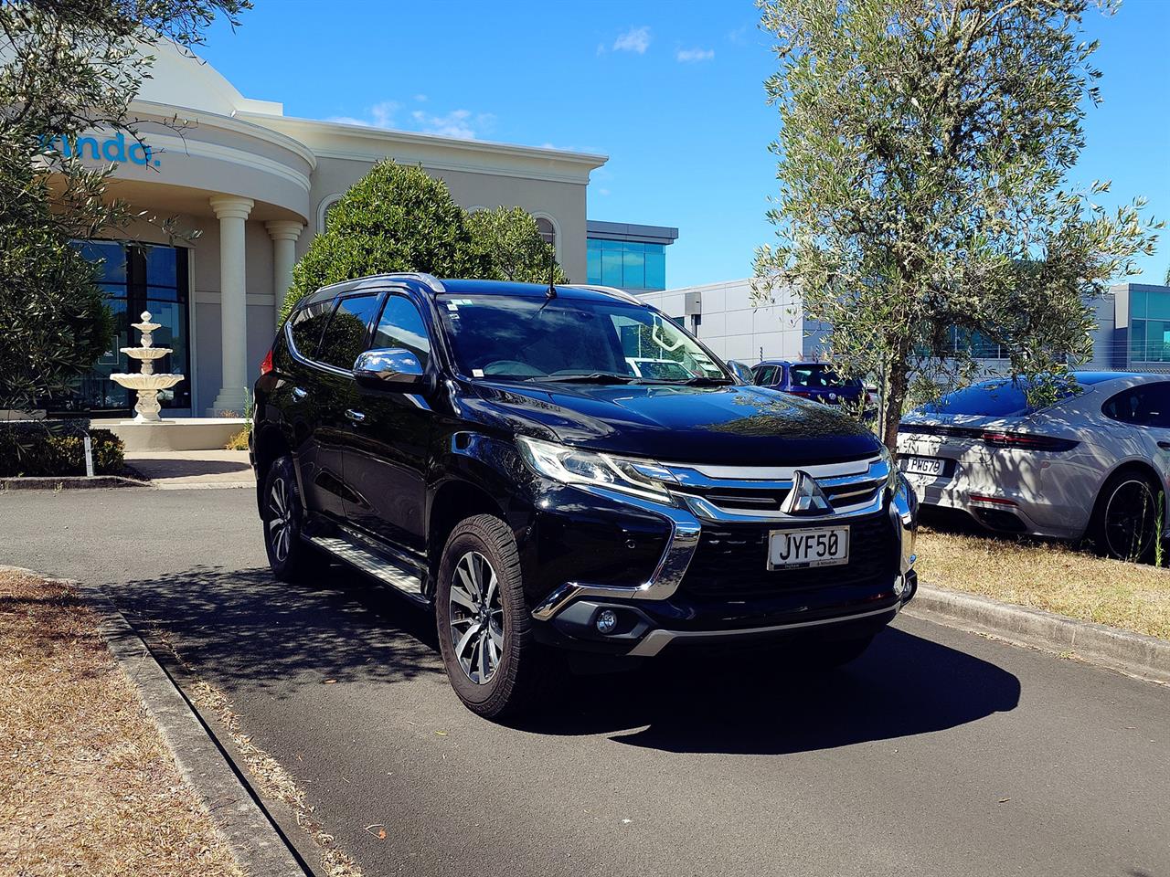 2016 Mitsubishi Pajero Sport