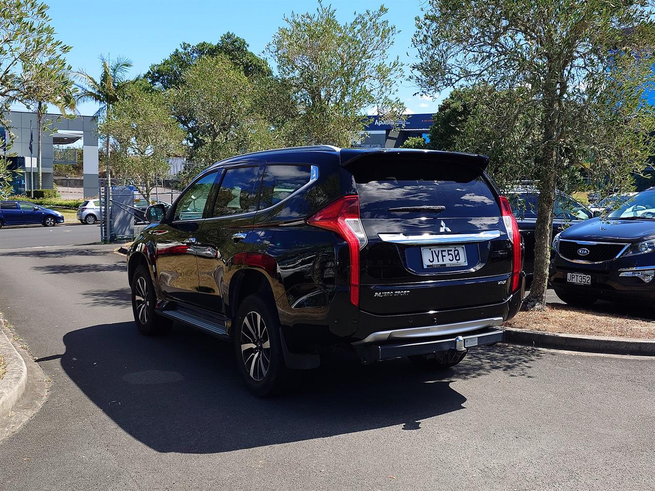 2016 Mitsubishi Pajero Sport