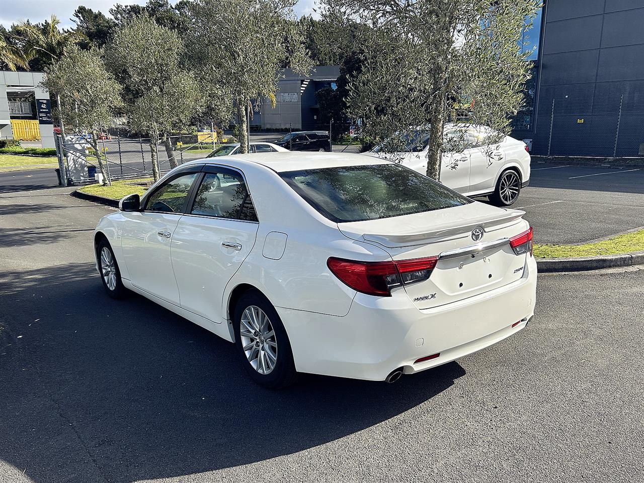 2013 Toyota Mark-X