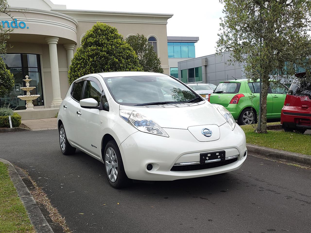 2016 Nissan LEAF