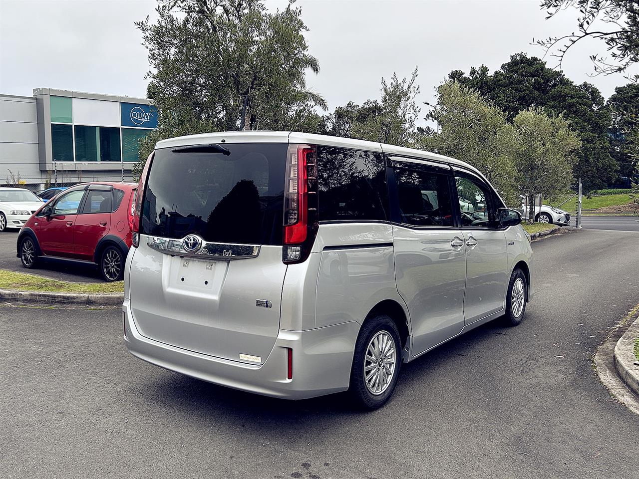 2016 Toyota NOAH