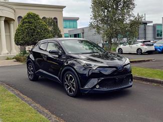 2017 Toyota C-Hr - Thumbnail