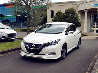 2018 Nissan LEAF - Thumbnail