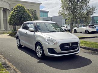 2019 Suzuki Swift - Thumbnail