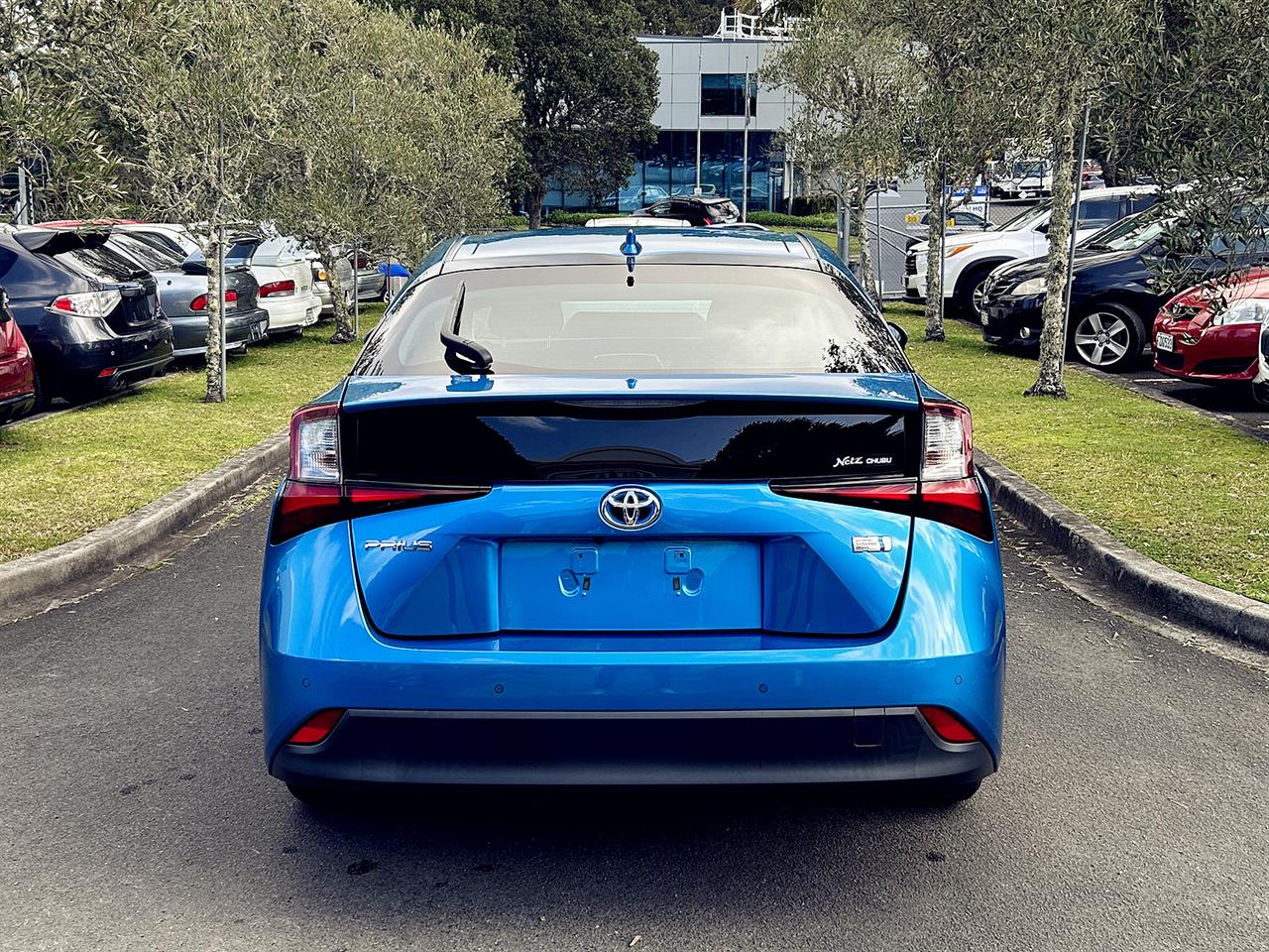 2019 Toyota PRIUS