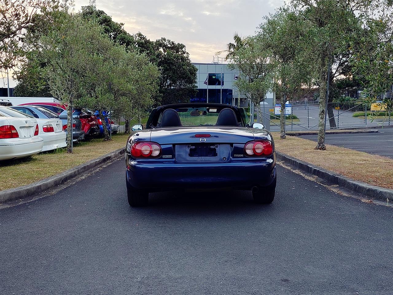 2000 Mazda ROADSTER